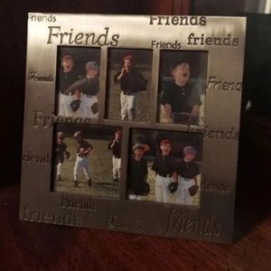 NWOT PEWTER CLIP FRAME - MULTI SLOT WINDOWS FRIENDS METAL FRAME - Retired FETCO